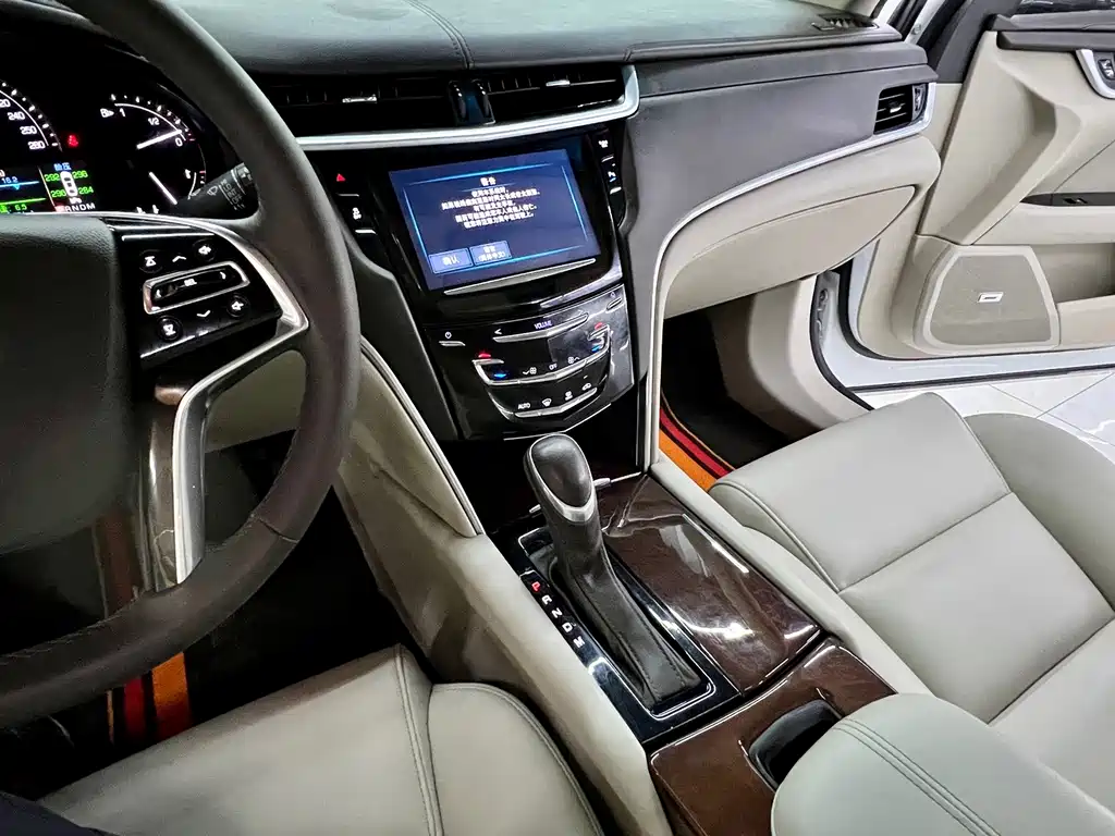Cadillac XTS — миниатюра 12