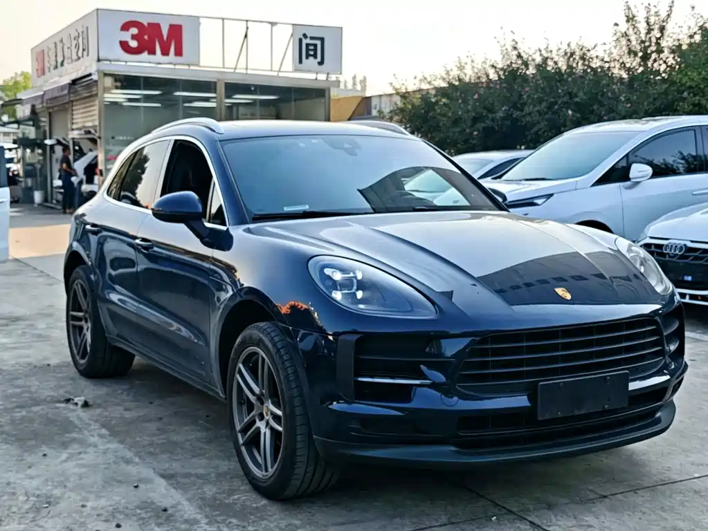 Porsche Macan — миниатюра 3