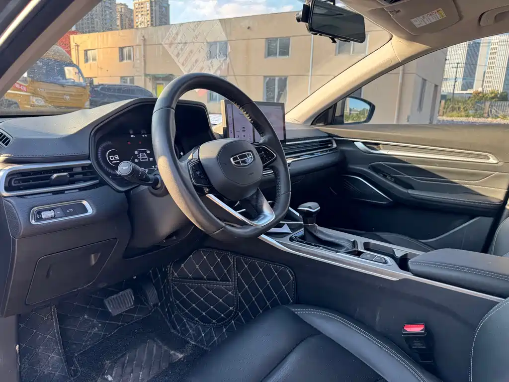 Geely Emgrand — миниатюра 3
