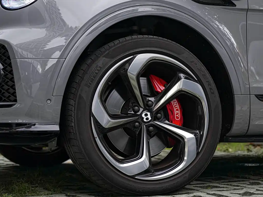 Bentley Bentayga — миниатюра 2