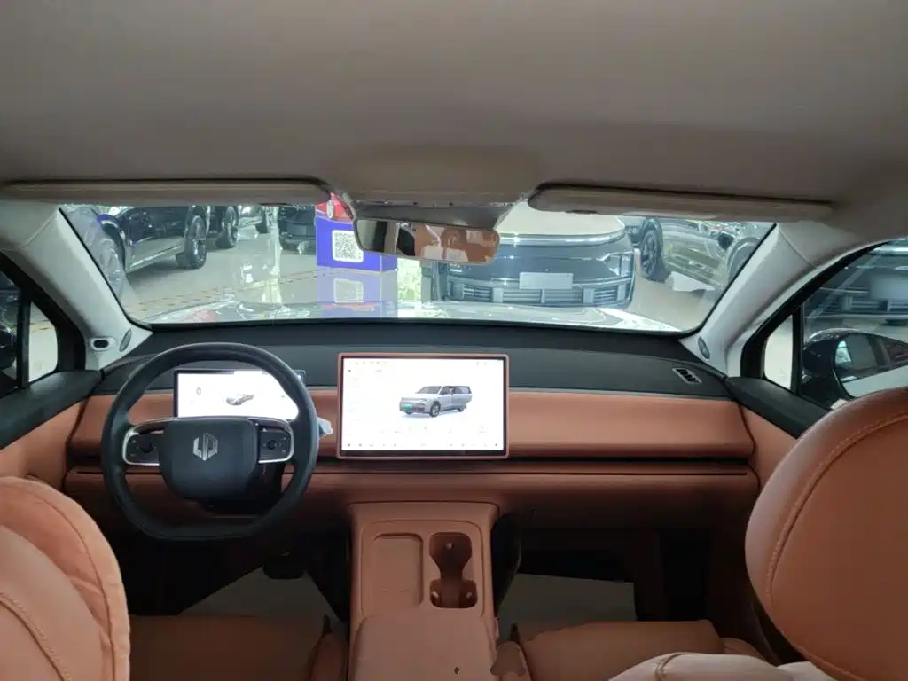 Leapmotor Leapmotor C10 — миниатюра 10