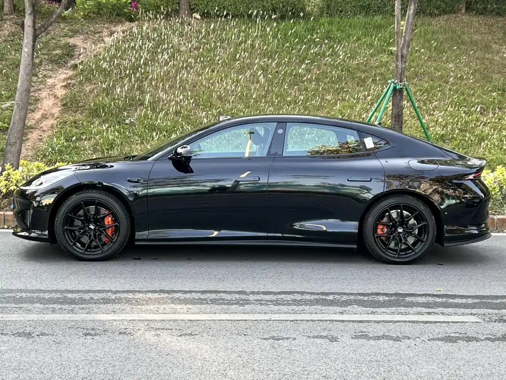 ZHIJI AUTOMOBILE ZHIJI L6