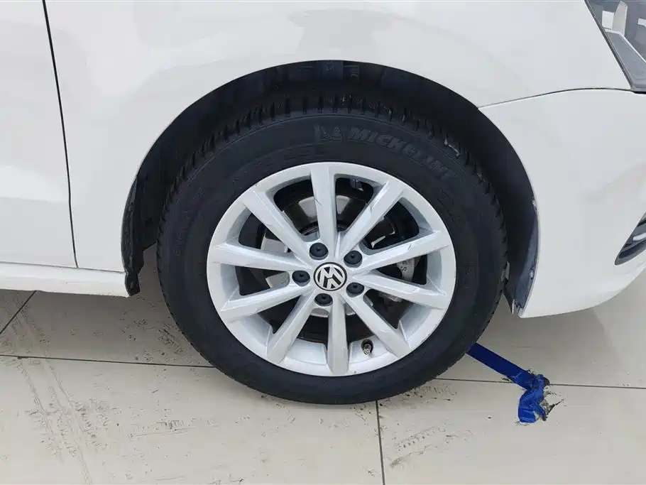 Volkswagen Polo 2016 1.6L AT Comfort