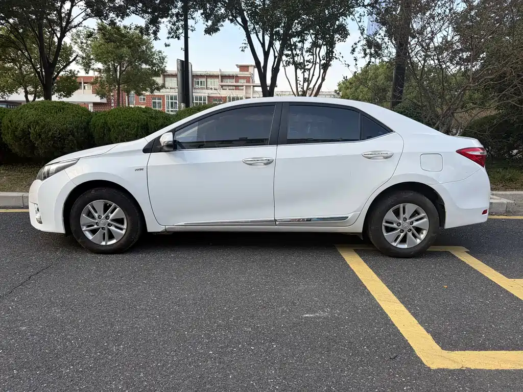 Toyota Corolla — миниатюра 9