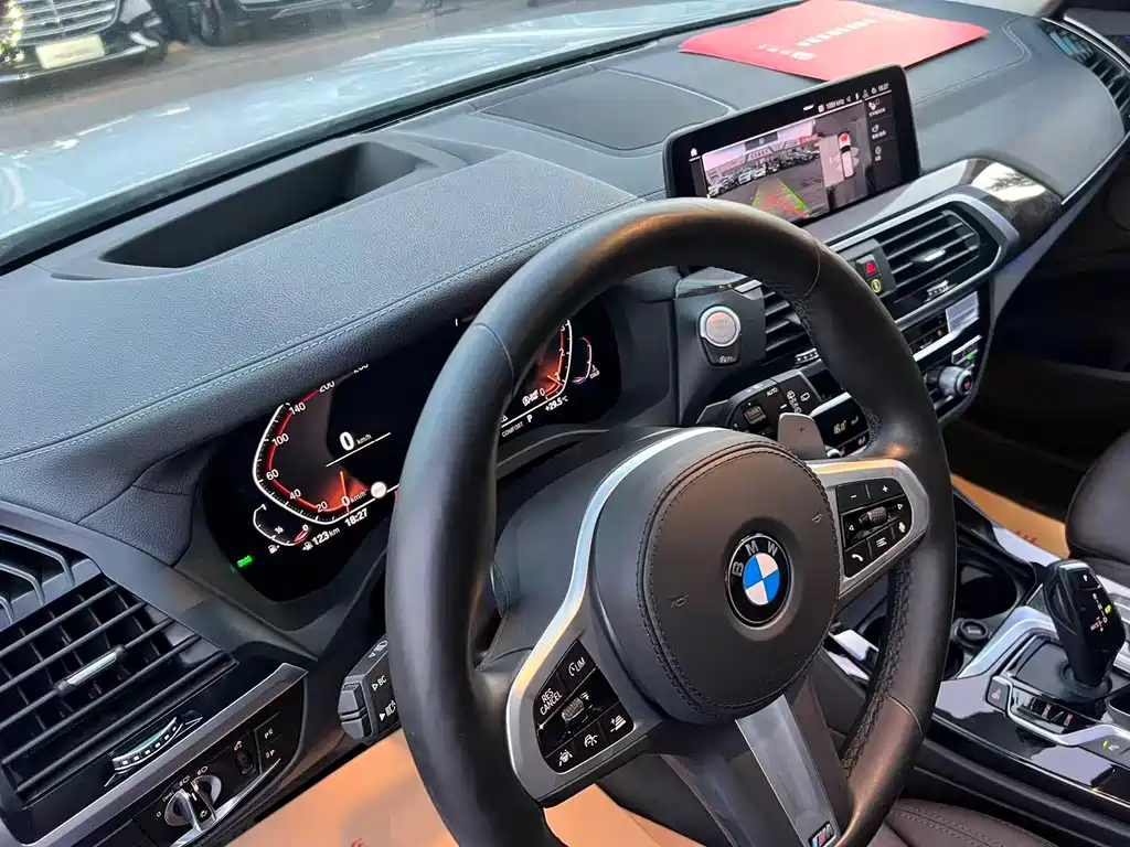 BMW X3 — миниатюра 9