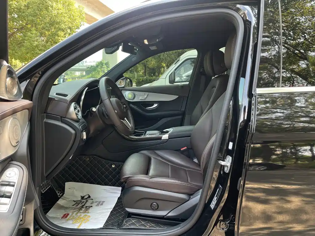 Mercedes-Benz GLC — миниатюра 11