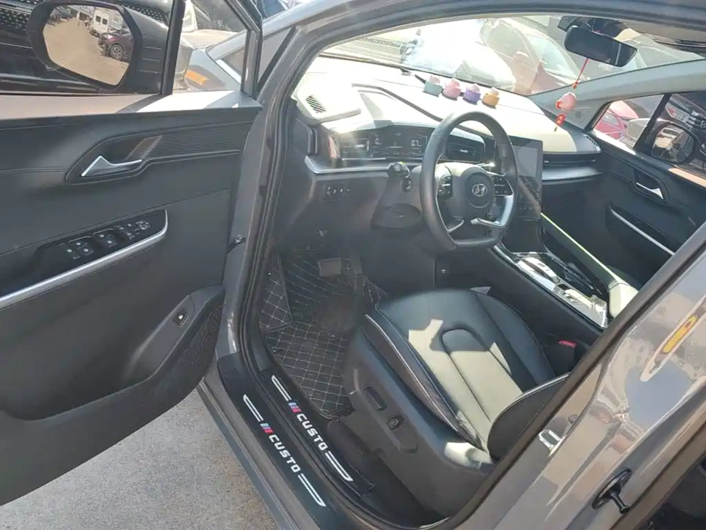 Hyundai Custo — миниатюра 16