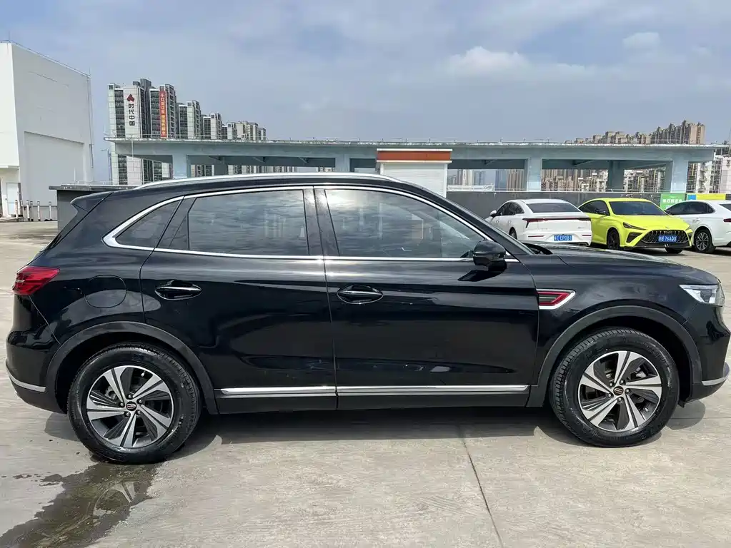 Hongqi Hongqi HS5 — миниатюра 4