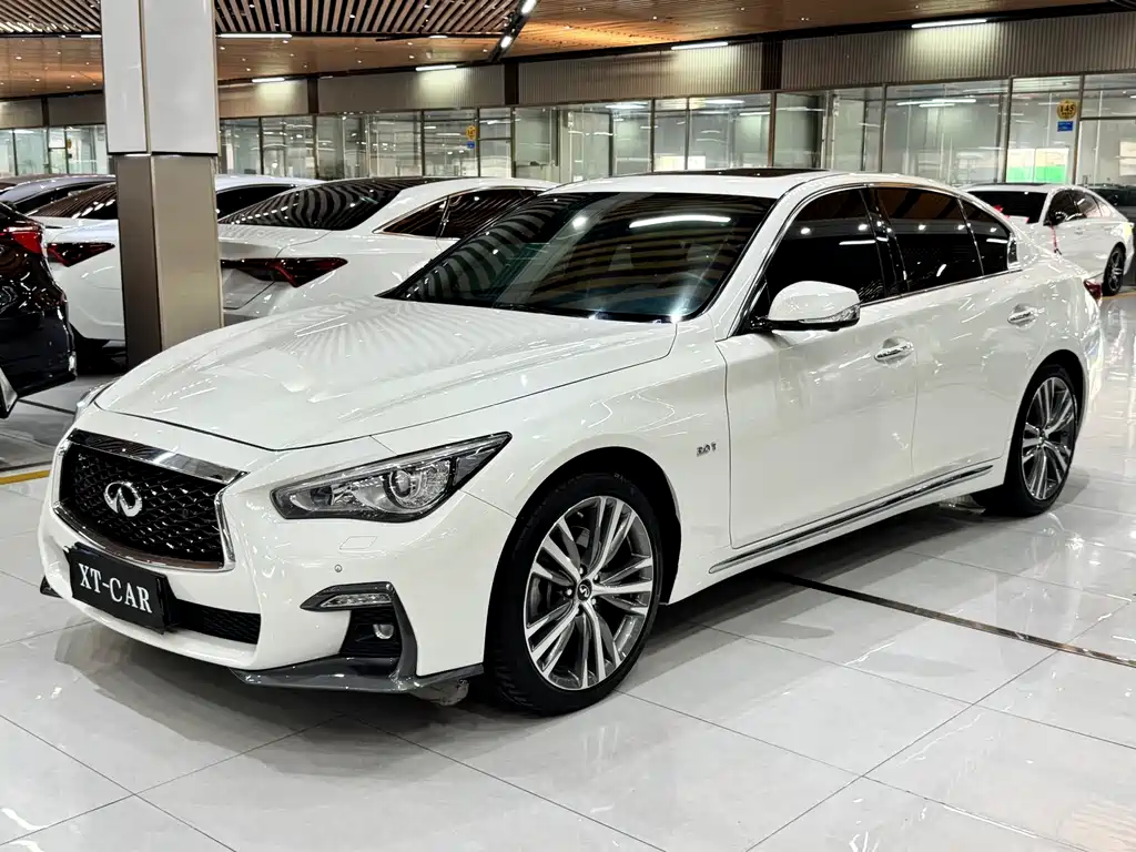 Infiniti Q50L 2019 2.0T 30