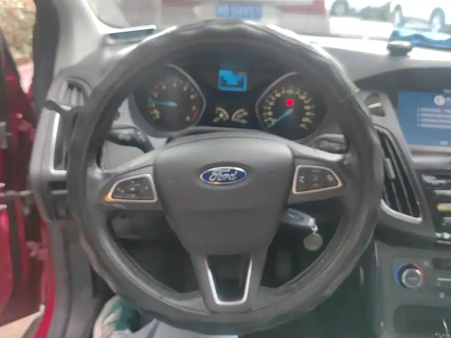 Ford Focus — миниатюра 15
