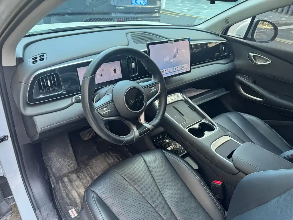 BYD Sealion 05 EV — миниатюра 4