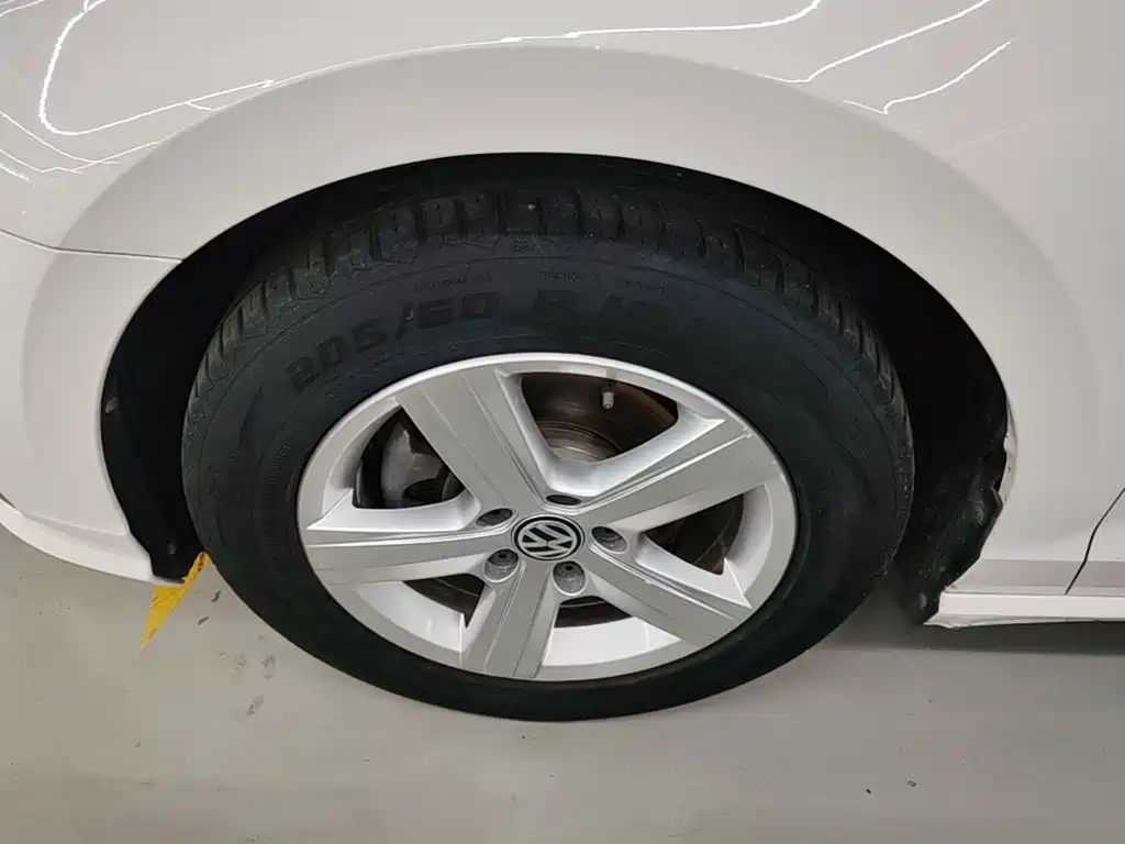 Volkswagen Lamando — миниатюра 23