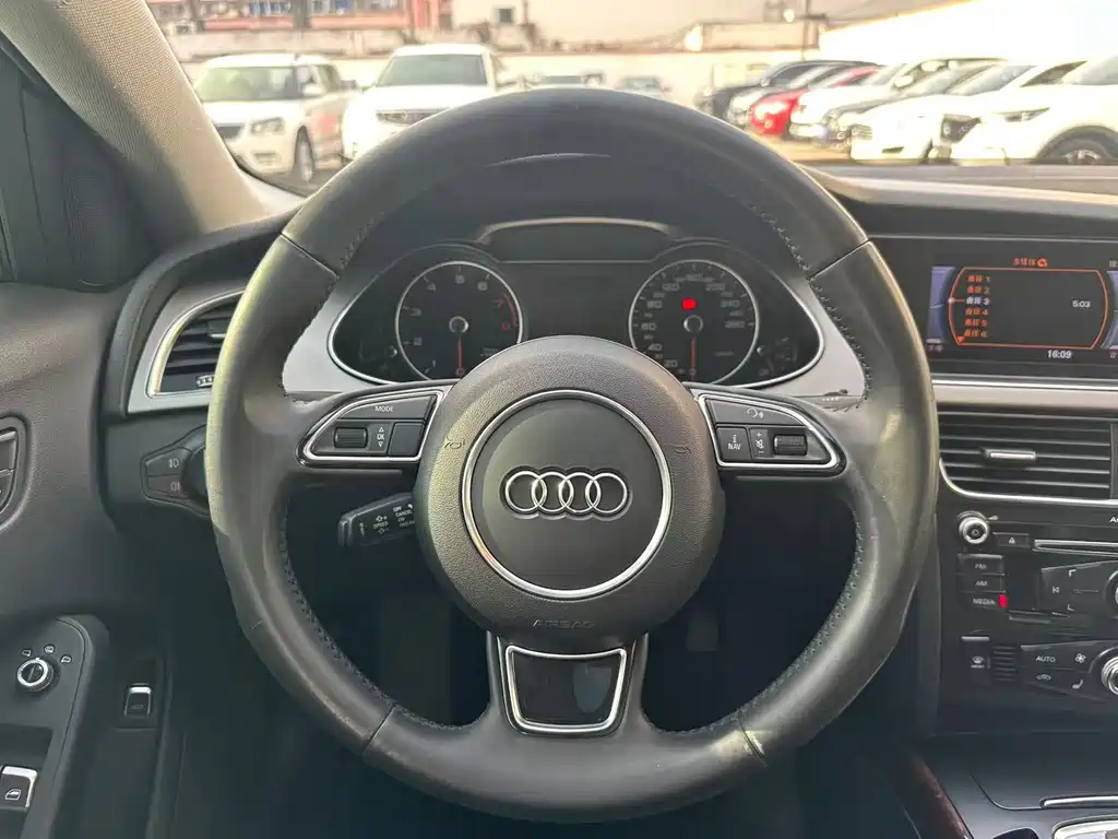 Audi A4L — миниатюра 6