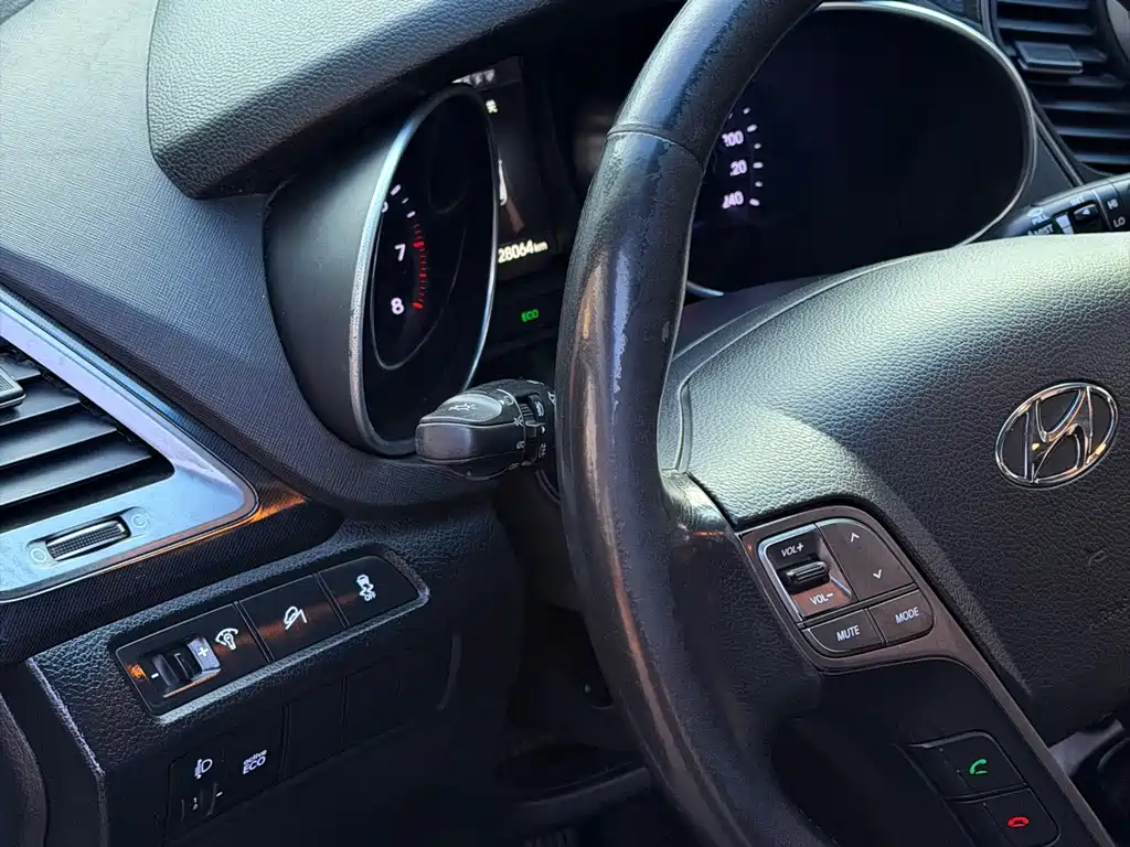 Hyundai Santa Fe — миниатюра 12
