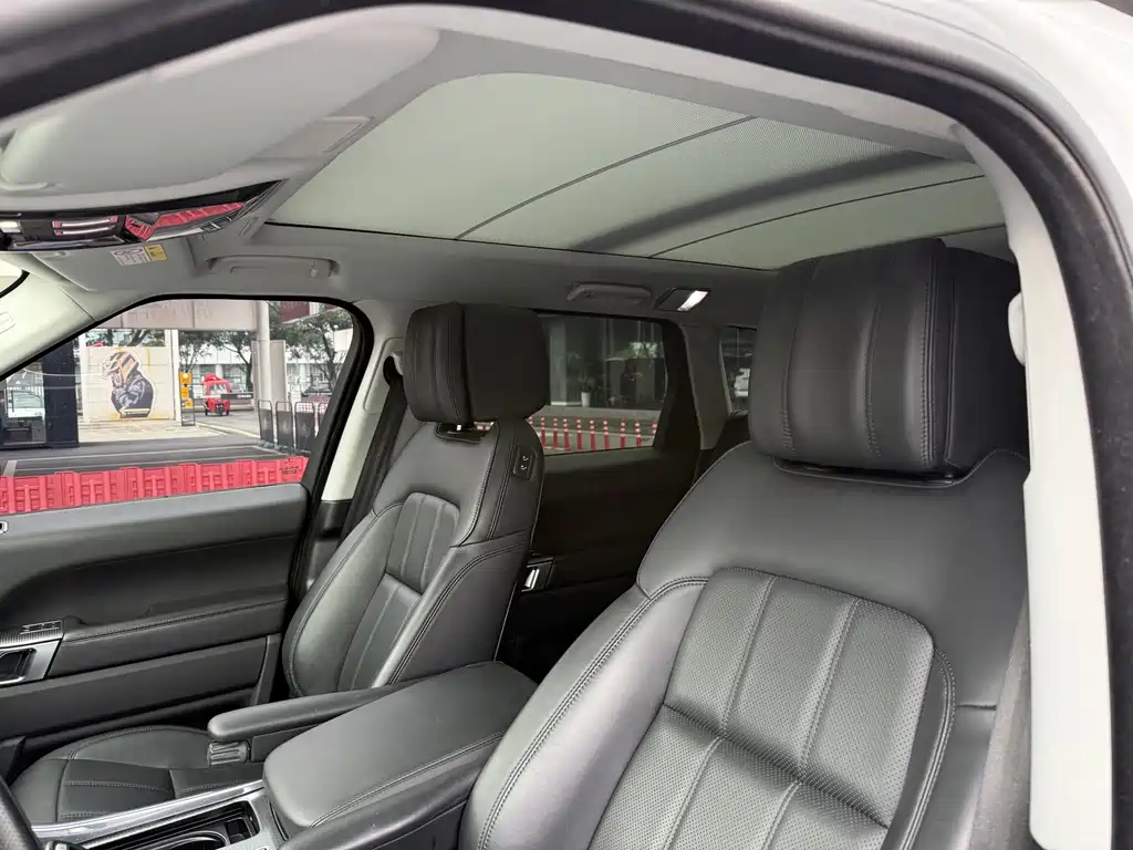 Land Rover Sport — миниатюра 7