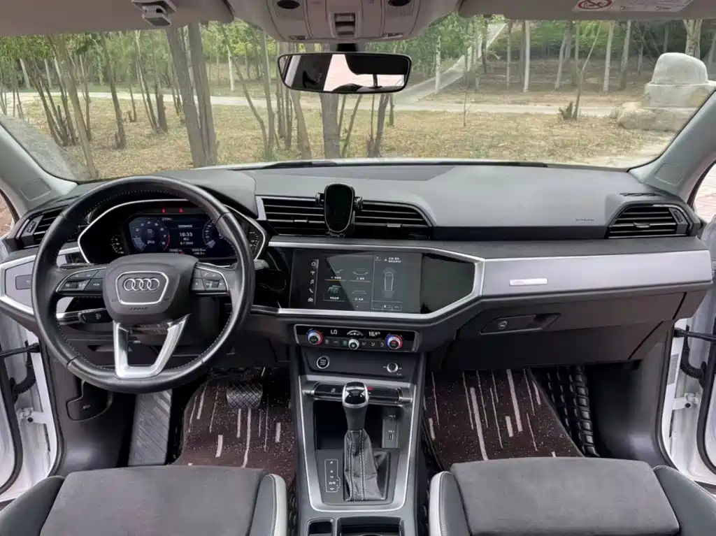Audi Q3 2021 35 TFSI