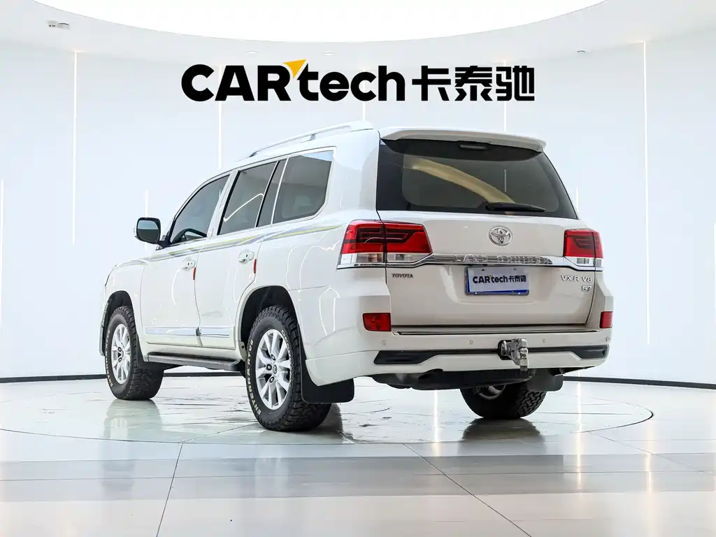 Toyota Land Cruiser 2012 4.6L AT VX-R