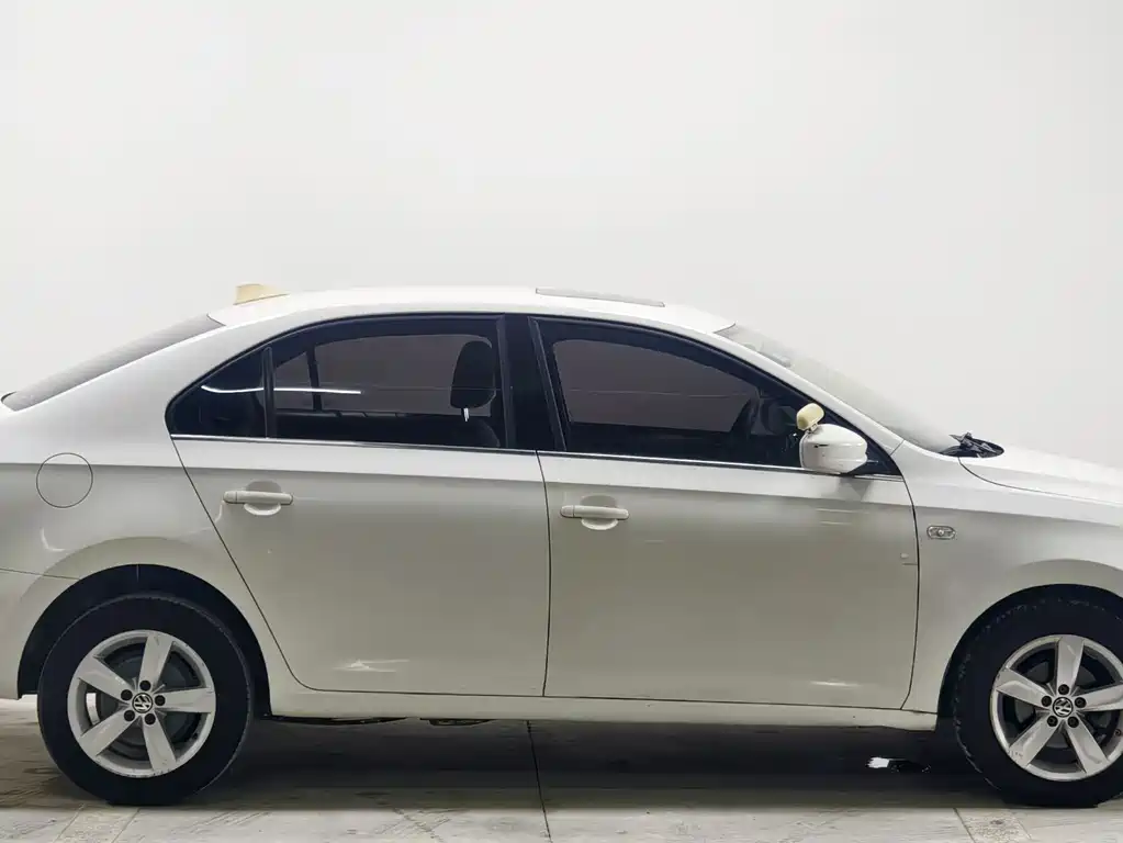 Volkswagen Santana — миниатюра 8