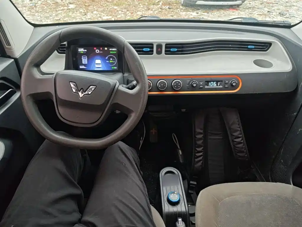 Wuling MINIEV — миниатюра 10
