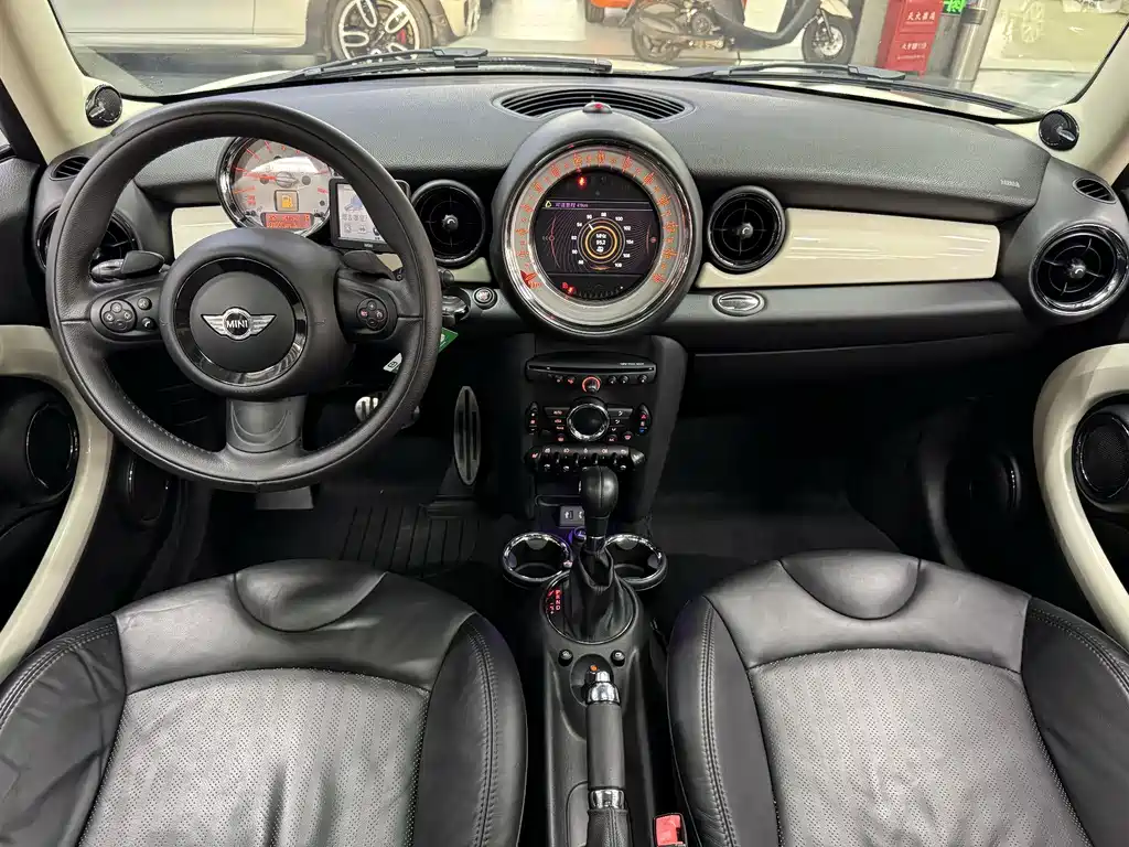MINI Mini Clubman — миниатюра 15
