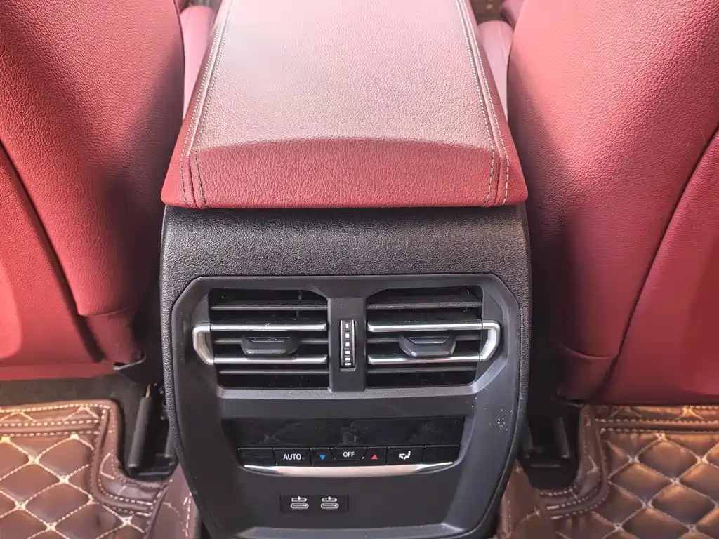 BMW 3 Series — миниатюра 12