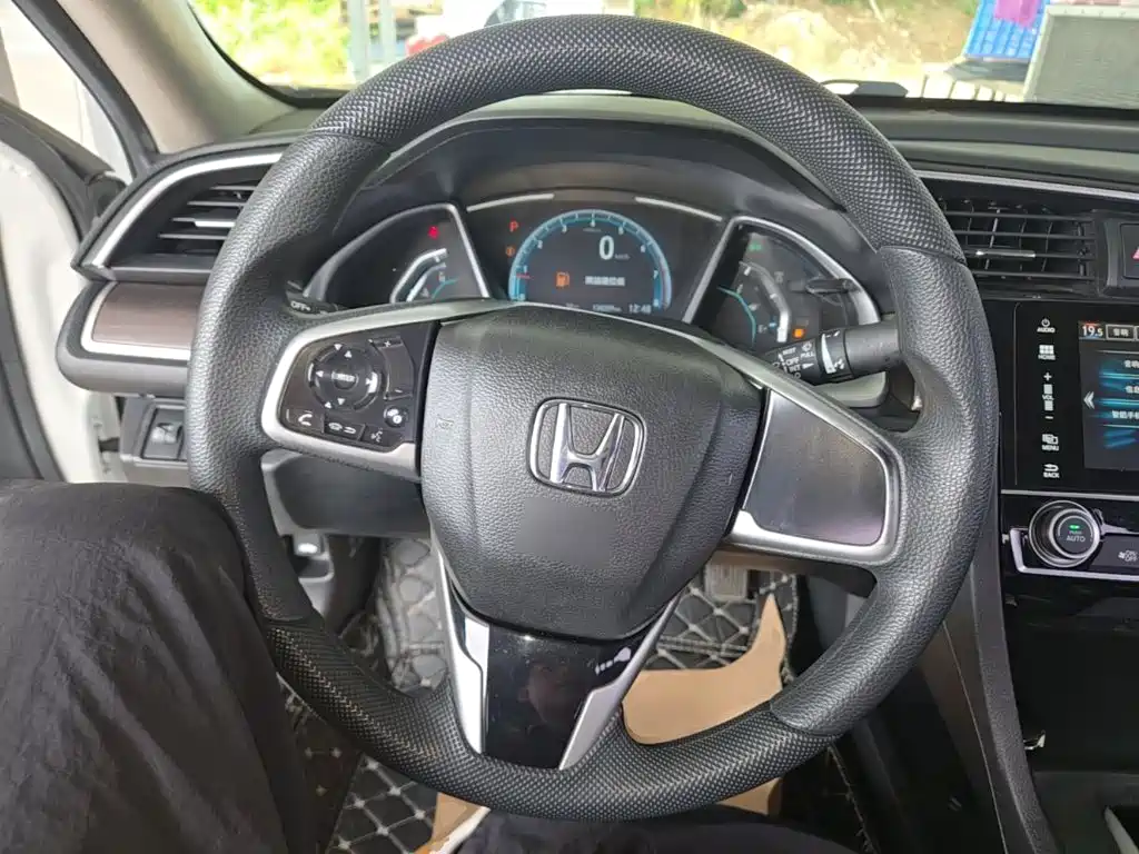 Honda Civic — миниатюра 11