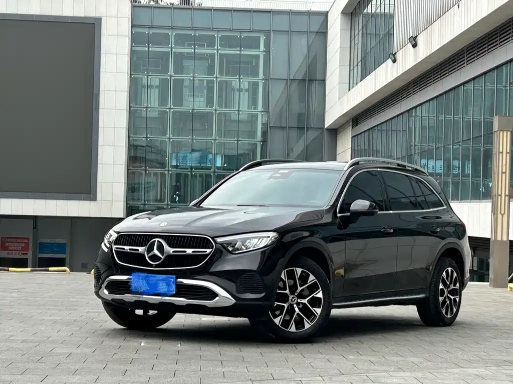 Mercedes-Benz GLC 2024 GLC 260 L 4MATIC 7 мест
