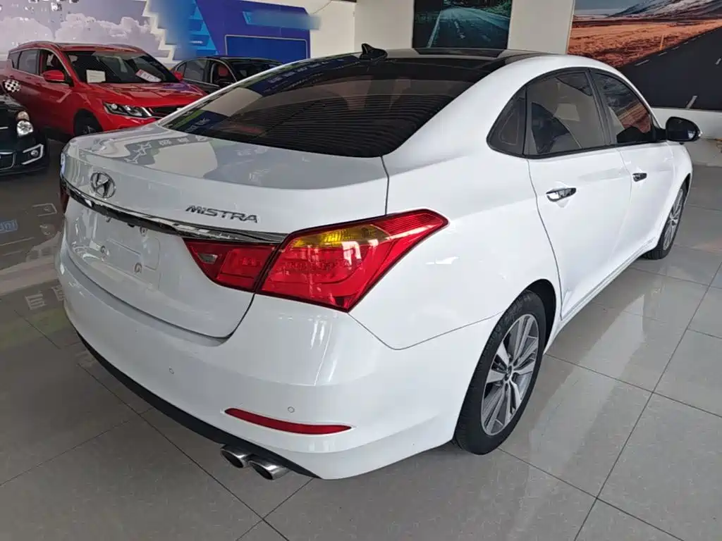 Hyundai Mistra — миниатюра 7