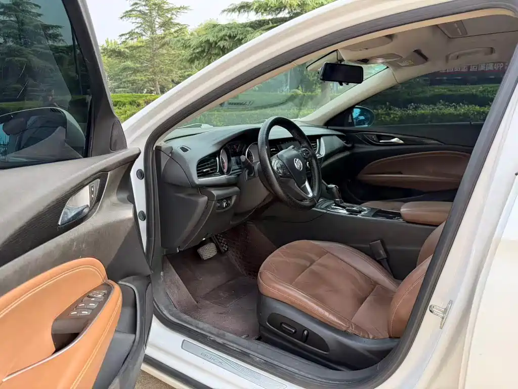 Buick Regal — миниатюра 4