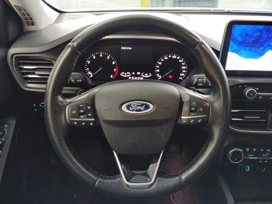 Ford Focus Active — миниатюра 15