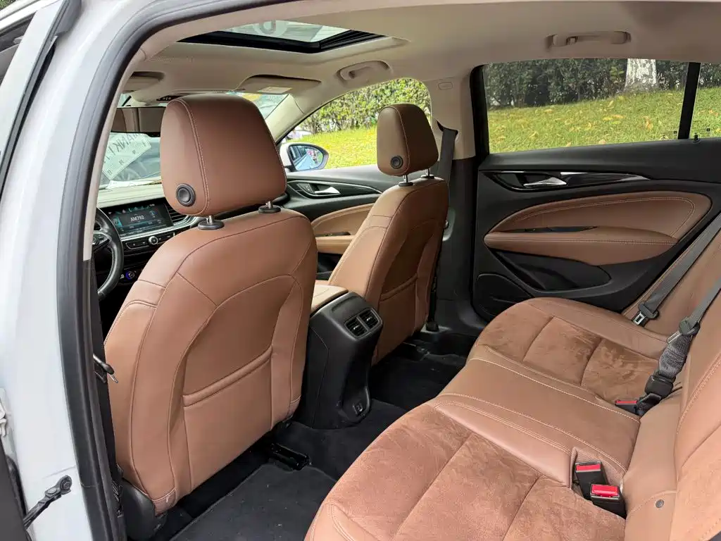 Buick Regal — миниатюра 11