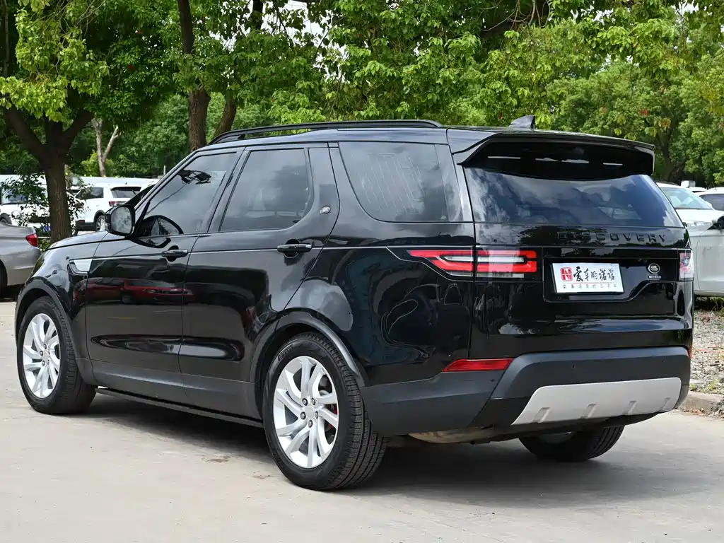 Land Rover Discovery — миниатюра 3