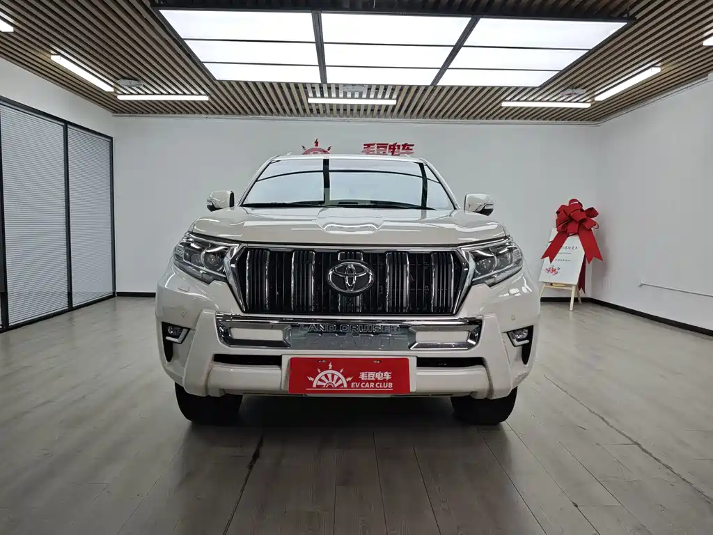 Toyota Prado (Import) — миниатюра 3