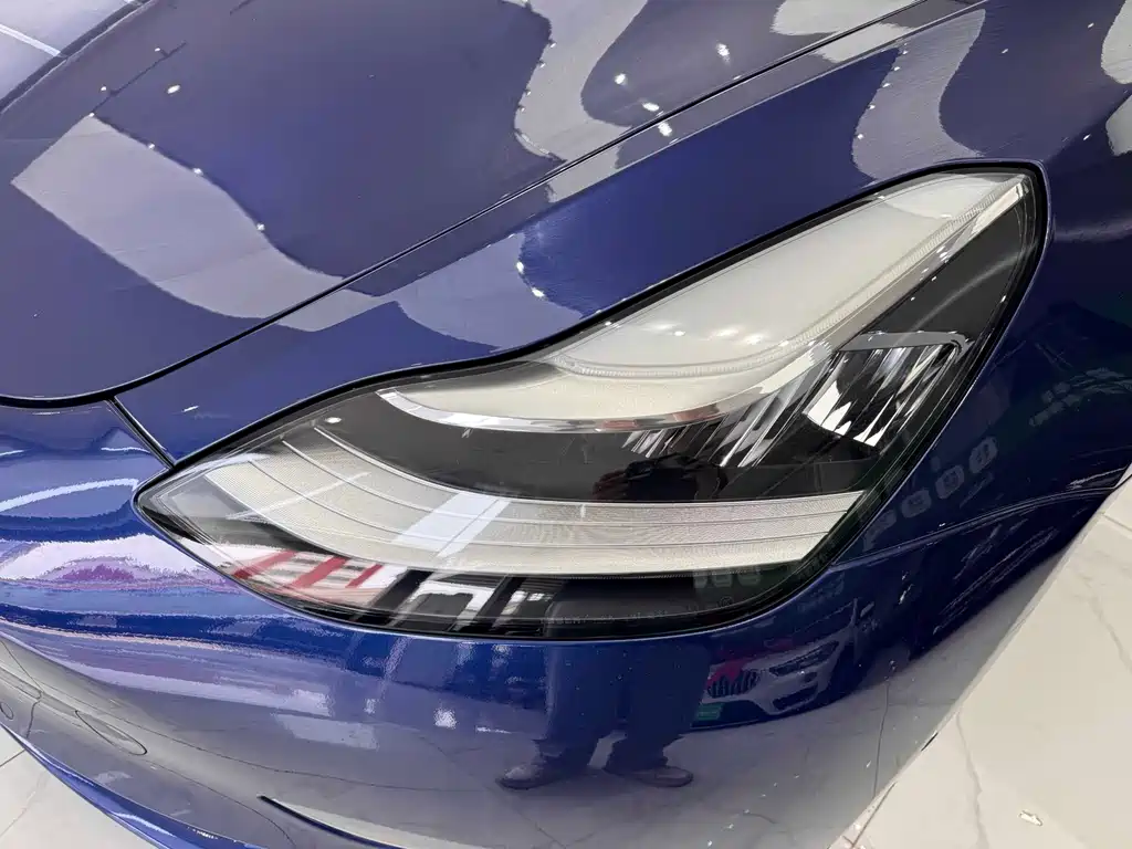 Tesla Model 3 — миниатюра 26
