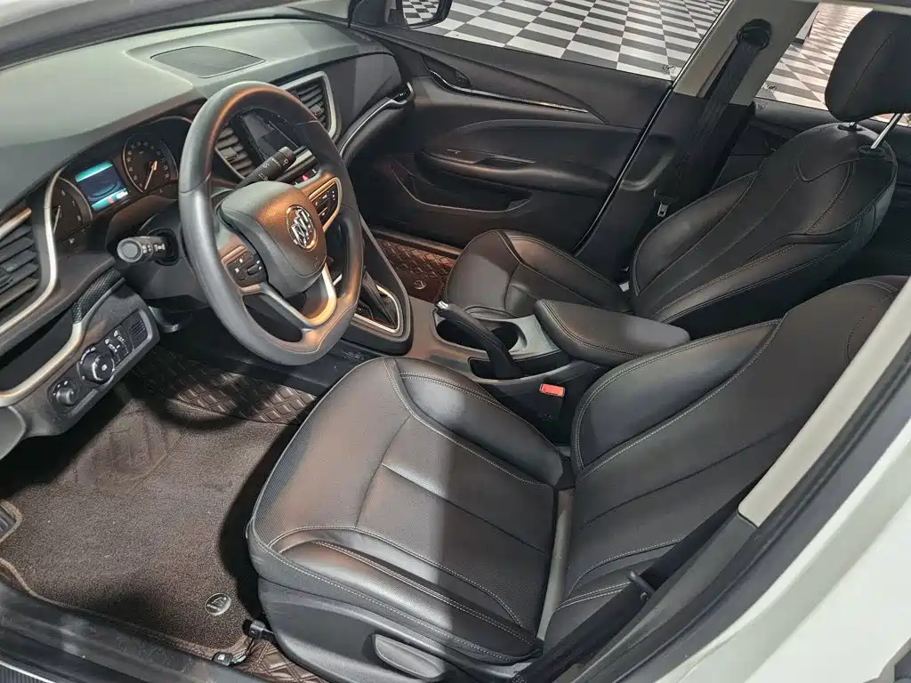 Buick Excelle — миниатюра 10