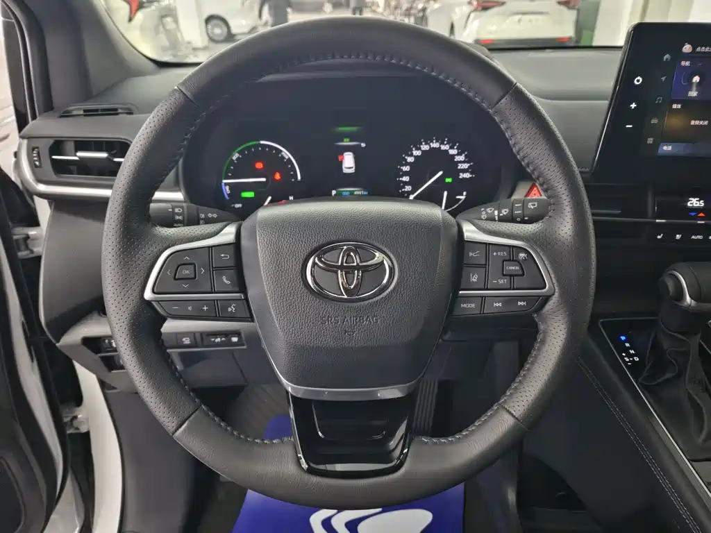 TOYOTA SIENNA