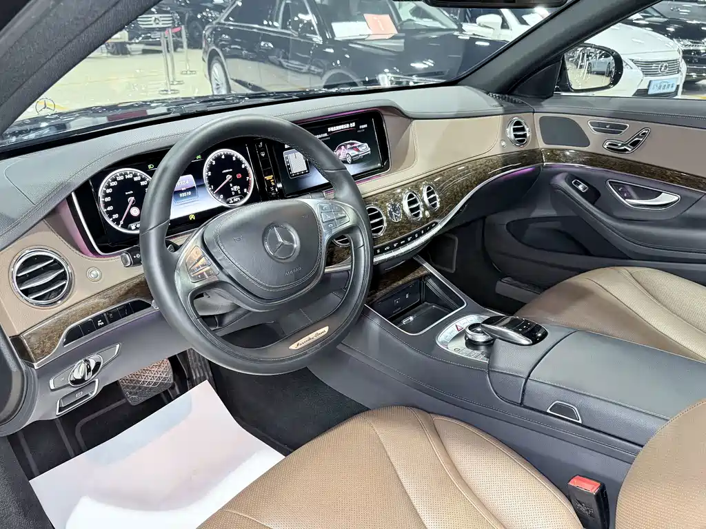 Mercedes-Benz S-Class — миниатюра 6