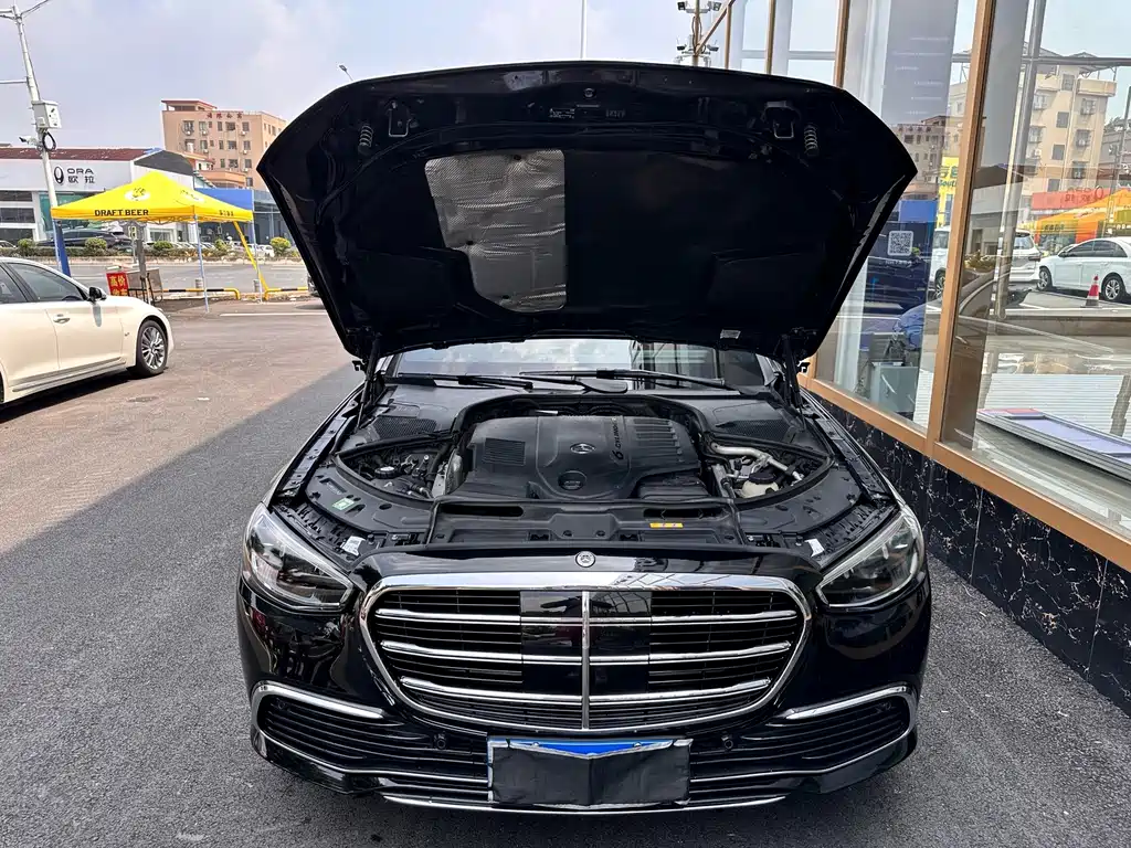 Mercedes-Benz S-Class — миниатюра 12