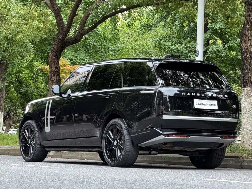 Land Rover Range Rover 2024 3.0 L6 400PS Long Wheelbase
