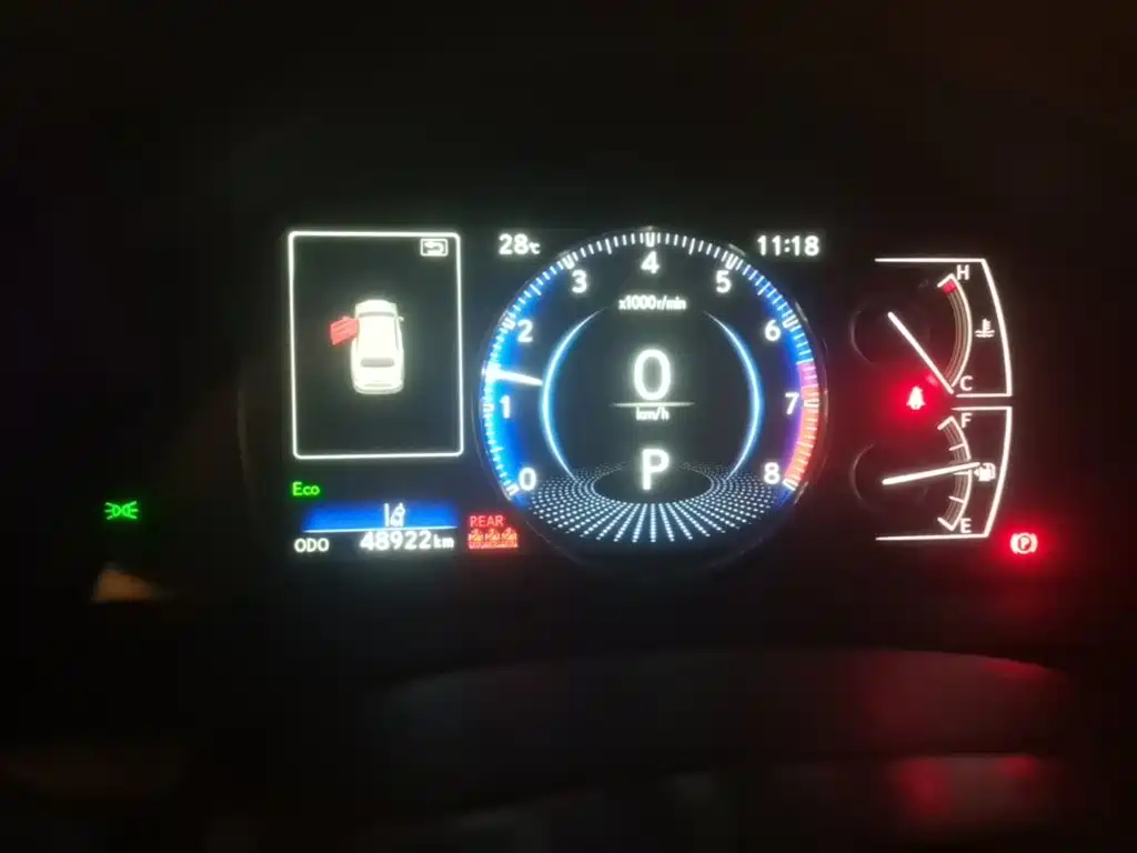 Lexus ES — миниатюра 12