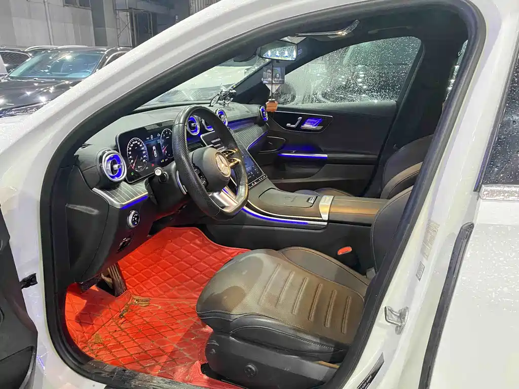 Mercedes-Benz C-Class — миниатюра 5