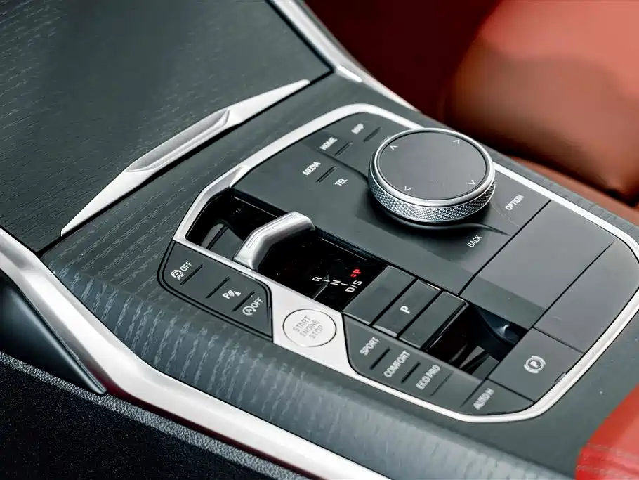 BMW 3 Series — миниатюра 14