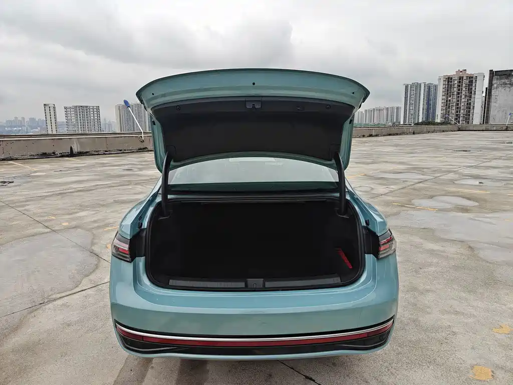 Volkswagen Passat — миниатюра 17