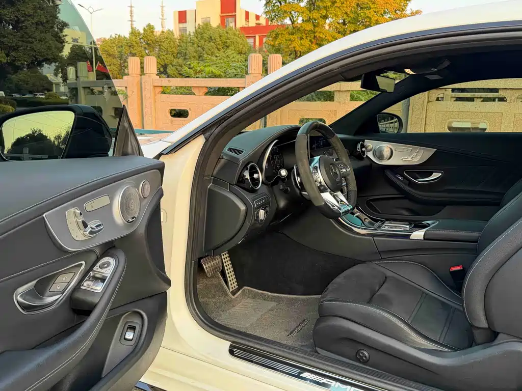 Mercedes-Benz C-Class AMG — миниатюра 7