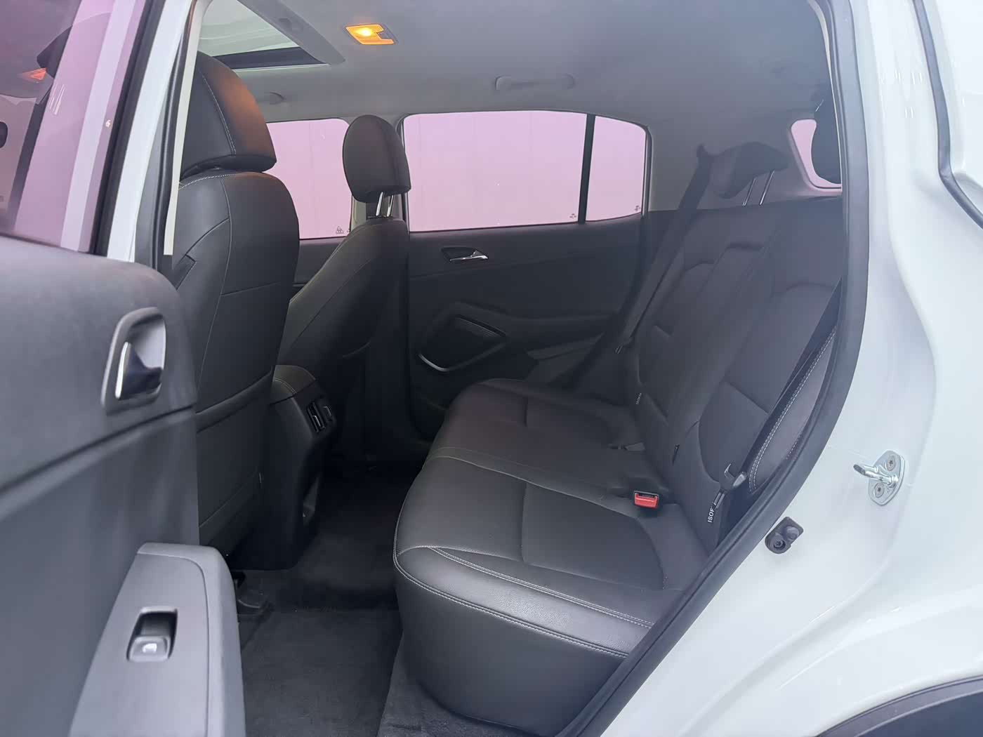 Hyundai Beijing Hyundai ix35 1.4 л 2022 г. Белый, пробег 32000 км