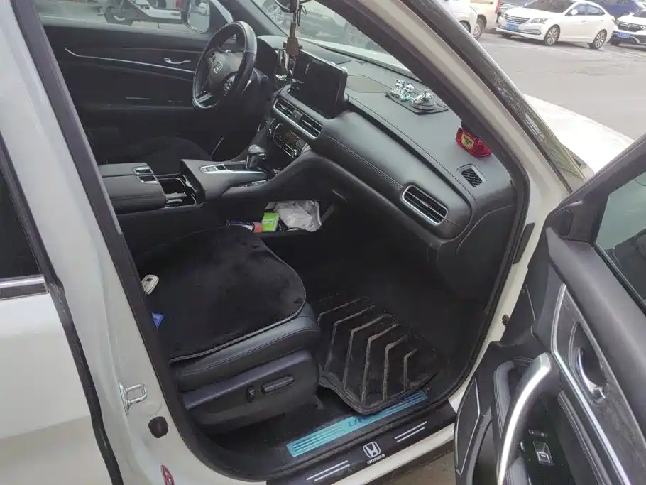 Honda UR-V — миниатюра 8