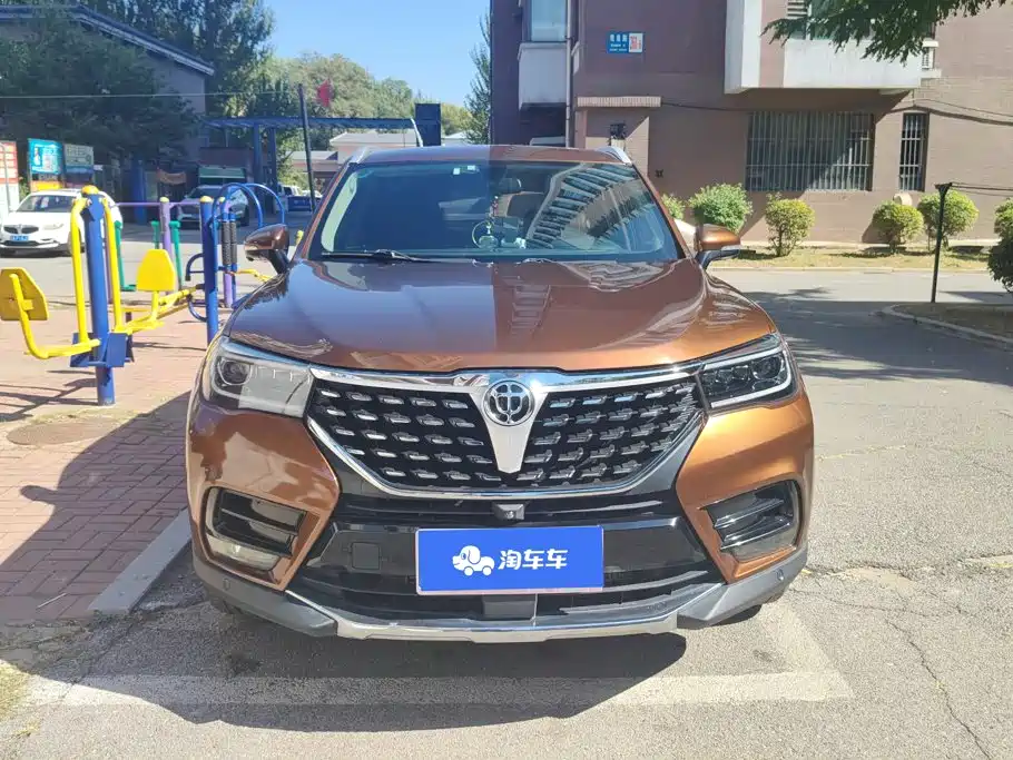 Zhonghua V7 — миниатюра 2