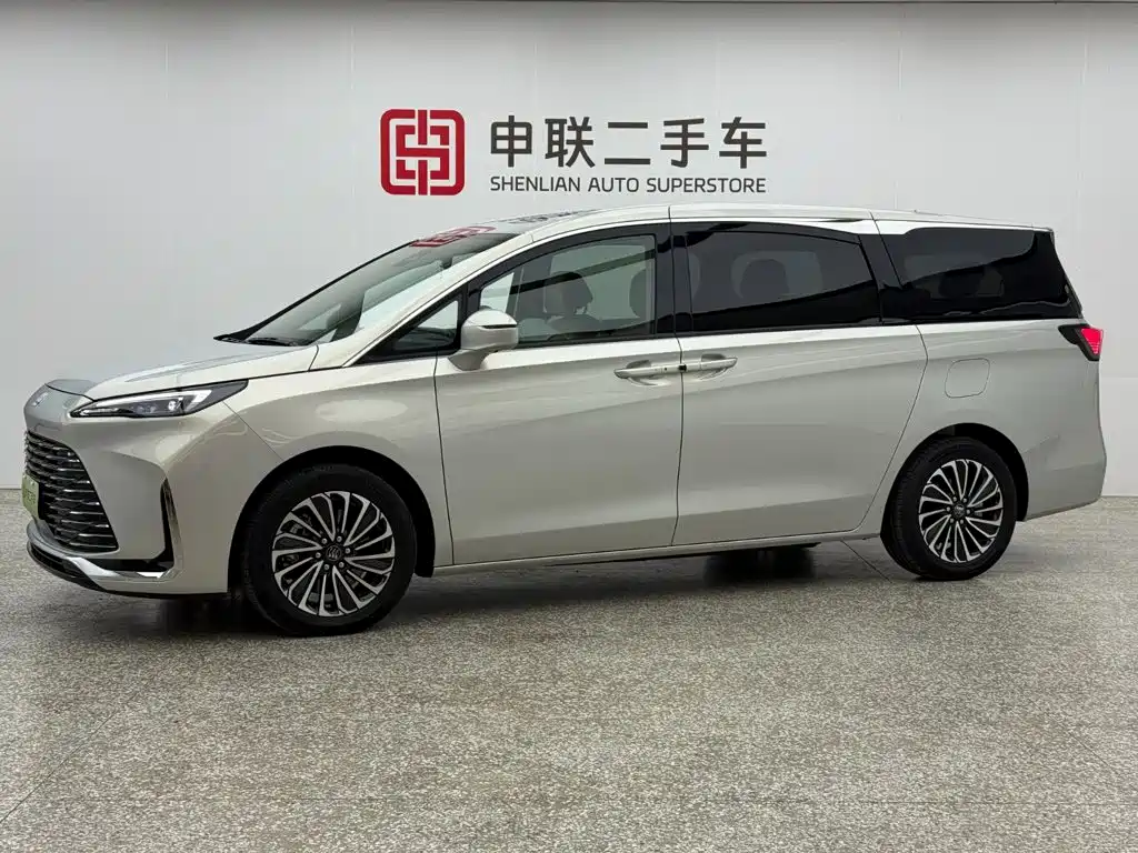 Buick GL8 Hybrid