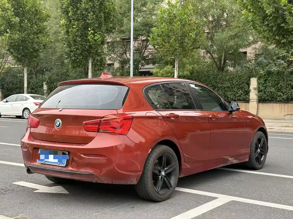 BMW 1 Series (Import) — миниатюра 4