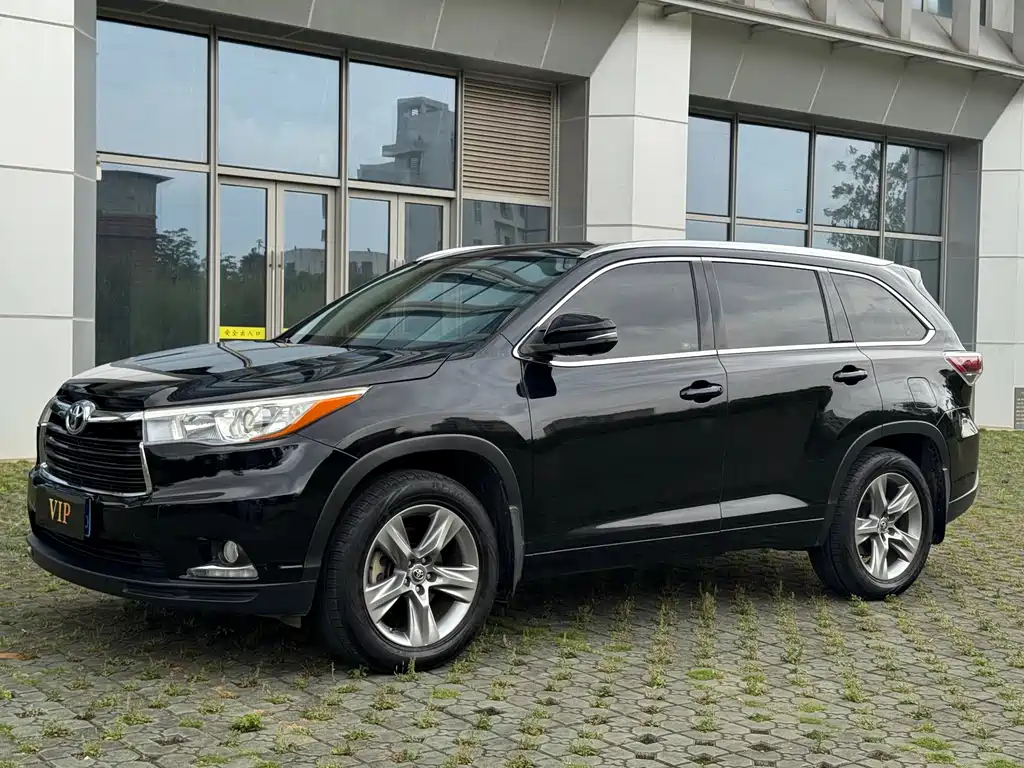 Toyota Highlander 2016